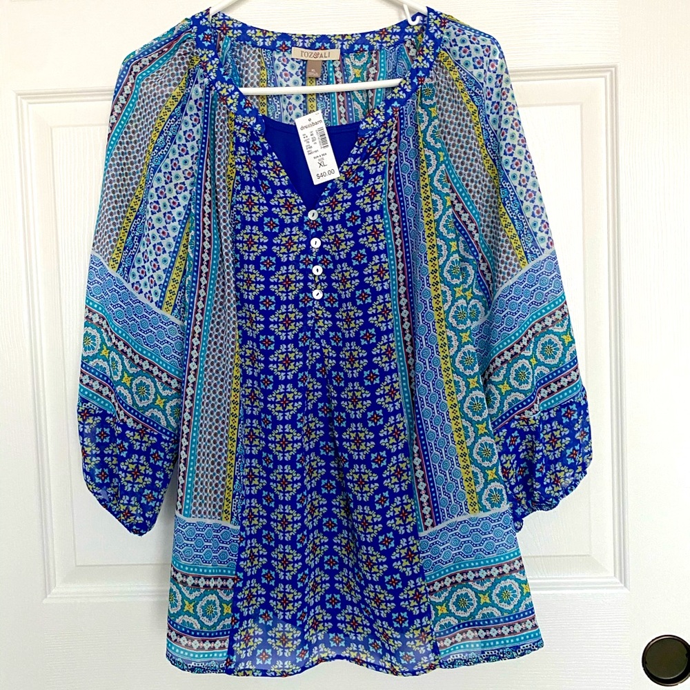 NWT Beautiful Summer Blouse